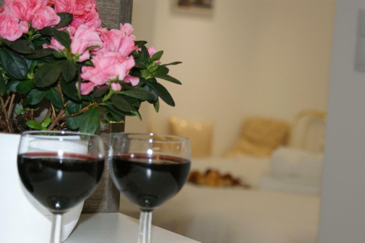 ורשה Lovely Apartment- Poznanska 16 מראה חיצוני תמונה
