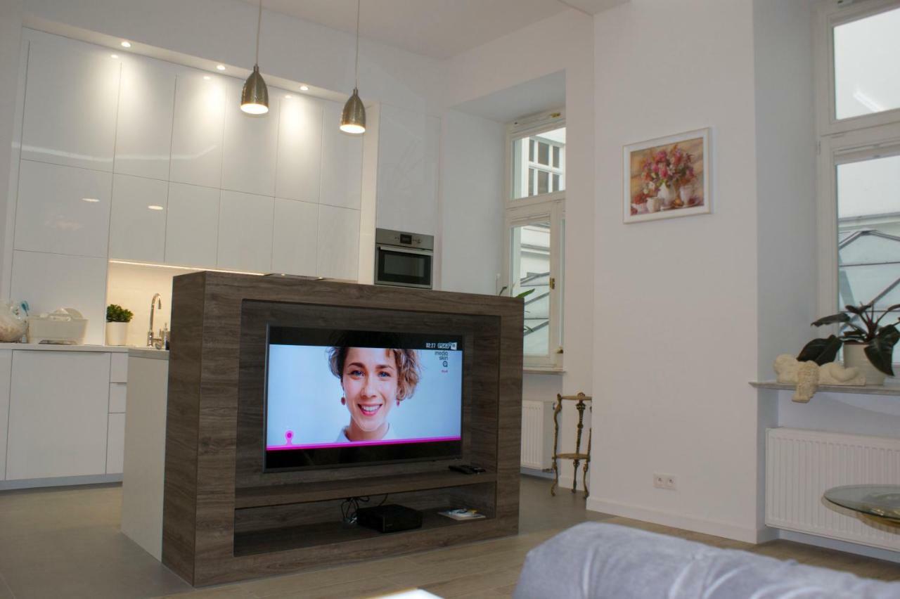 ורשה Lovely Apartment- Poznanska 16 מראה חיצוני תמונה